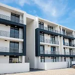 Beachfront 2 Bed W Swimming Pool, Blouberg 54 Beach Break