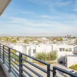 Beachfront 2 Bed W Swimming Pool, Blouberg 54 Beach Break